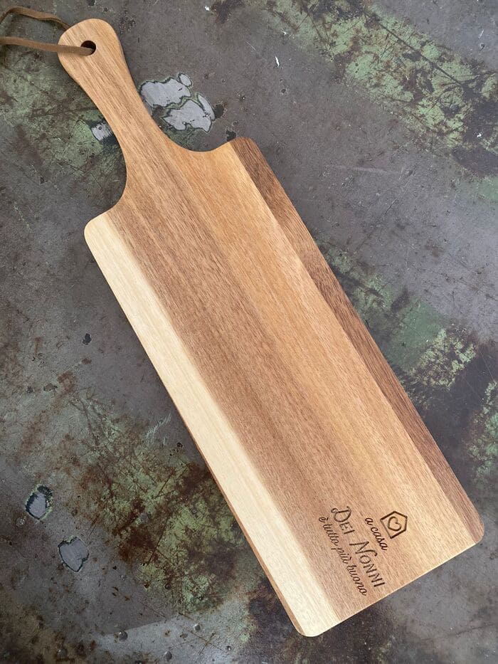Tagliere in legno "A casa dei nonni" P04159/B