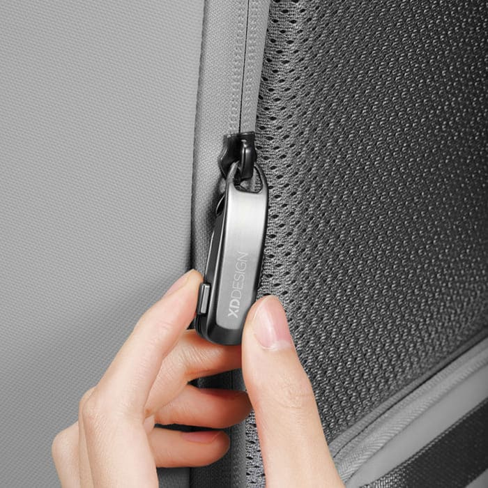 Zaino Bobby Edge Grey con zip nascoste, protezione RFID e porta USB