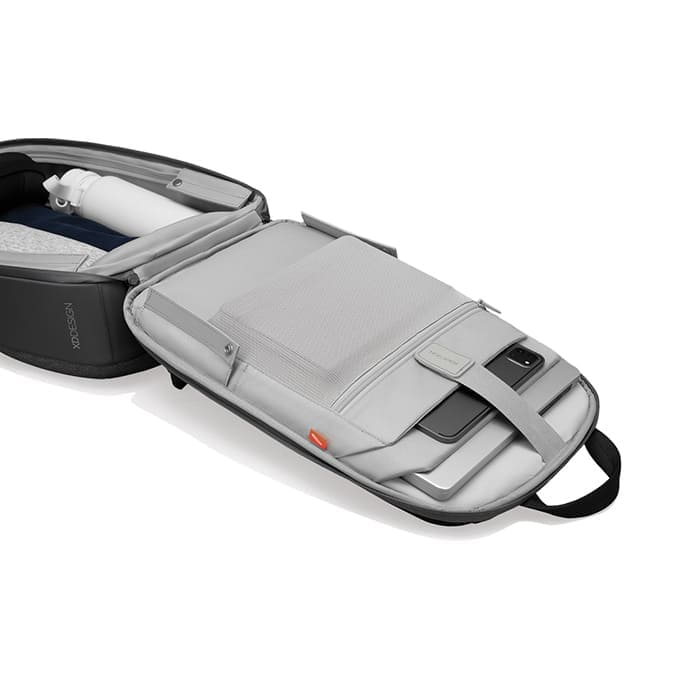 Zaino Bobby Edge Grey con zip nascoste, protezione RFID e porta USB