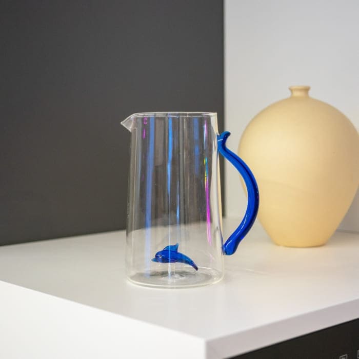 Caraffa WD Lifestyle in vetro borosilicato con delfino interno