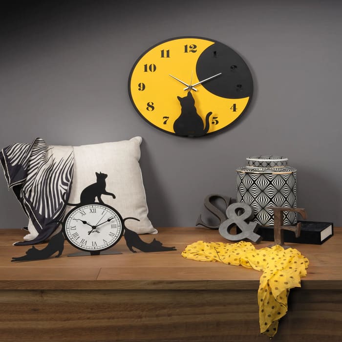 Orologio da tavolo Arti & Mestieri Cattitude con sagome di gatti in metallo nero