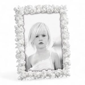 Portafoto bianco in resina 20x25 cm con boccioli