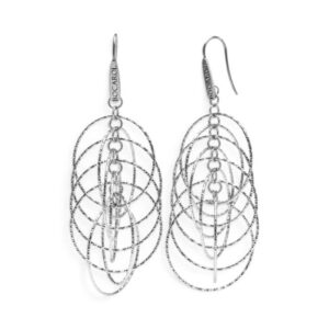 Orecchini pendenti Bocarol in bronzo placcato color argento con cerchi intrecciati di diverse dimensioni e chiusura a monachella